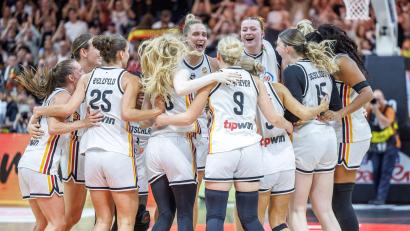 Bild: Andreas Gora/dpa
Deutschlands Basketballerinnen erlebten den nächsten Feueralarm.
