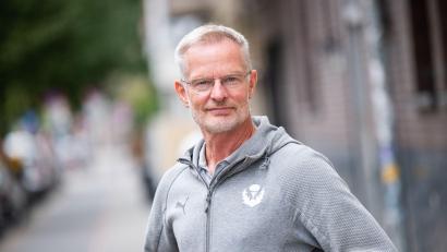 Bild: Julian Stratenschulte/dpa
Jörg Sievers will in der Stadt Springe in der Region Hannover Bürgermeister werden.