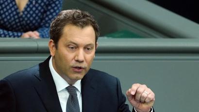 Bild: Kay Nietfeld/dpa
Klingbeil zieht eine rote Linie für Reformen.