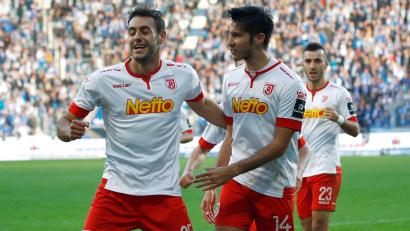 Bild: Joachim Sielski
Hamadi Al Ghaddioui (links) trifft gegen Ingolstadt doppelt