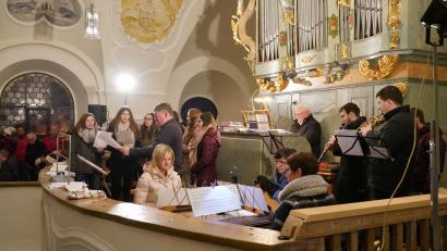 Bild: fvo
Der Chor La Musica mit den beteiligten Musikern