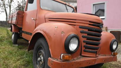 Bild: Petra Hartl
Der Barkas-Pritschenwagen von der Bayreuther Straße in Amberg.