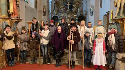 Bild: exb
Die Kinder sind voller Vorfreude auf das Krippenspiel am Heiligen Abend in der Leonberger Pfarrkirche.