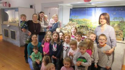 Bild: exb
Kinder besuchen das Museumsquartier.