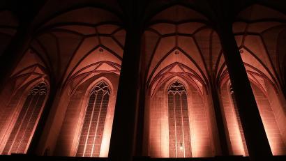 Archivbild: Wolfgang Steinbacher
Beleuchtung der Martinskirche auf dem Marktplatz wird zur Earth Night für eine Stunde ausgeschaltet.