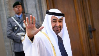 Bild: Bernd von Jutrczenka/dpa
Erstmal absolviert ein Präsident der Vereinigten Arabischen Emirate einen Staatsbesuch in Deutschland