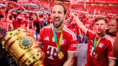 Bild: Tom Weller/dpa
So wie Harry Kane sehen DFB-Pokal-Sieger aus. (Archivbild)
