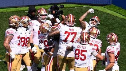 Bild: Joel Carrett/AAP/dpa
Die San Francisco 49ers starten mit einem Sieg in die NFL-Saison.