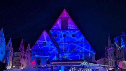 Bild: Stadtmarketing Weiden
Die Besucher dürfen sich beim Weidener Altstadtfest am 2. Oktober wieder auf besondere Illumination freuen.