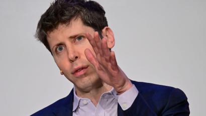 Bild: Sebastian Gollnow/dpa
OpenAI-Chef Sam Altman findet den aktuellen Moment schlecht für einen Börsengang des ChatGPT-Entwicklers. (Archivbild)