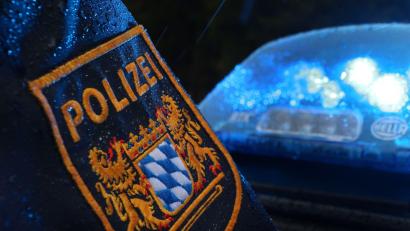 Bild: Karl-Josef Hildenbrand/dpa
Nach einer Attacke auf einen Mann in der Nähe von Ansbach ist ein 18-Jähriger als möglicher Täter festgenommen worden. (Symbolbild)