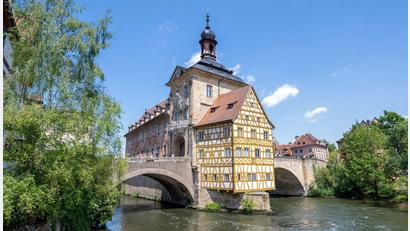 Bild: Pia Bayer/dpa
Auch das Bamberger Rathaus wird am Denkmaltag geöffnet. (Archivbild)