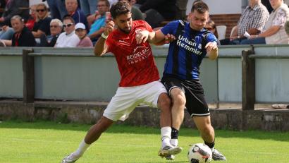 Bild: Sportfoto Zink / Domink Geiswinkler
Patryk Bytomski (rechts) erzielte zwei der drei Treffer beim Sieg der SpVgg SV Weiden beim FSV Stadeln.