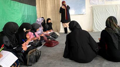 Bild: Fariba Akbari/dpa
Aufgrund der geschlechtsspezifischen Verfolgung durch die islamistischen Taliban erhalten fast alle Afghaninnen einen Schutzstatus. (Archivfoto)