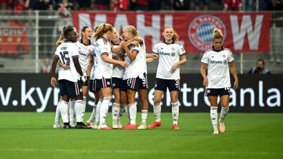 Bild: Elisa Schu/dpa
Die Bayern-Fußballerinnen bauten ihre Serie aus. (Archivbild)