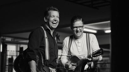 Bild: Christian Kaufmann.
Black Patti, bestehend aus Peter Crow C. und Ferdinand „Jelly Roll“ Kraemer, tritt in Königstein auf.