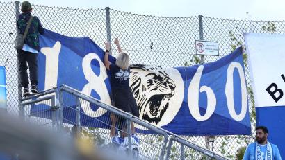 Bild: Karl-Josef Hildenbrand/dpa
Die Fans bleiben dem TSV 1860 München treu. (Archivbild)
