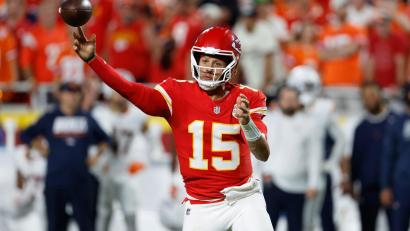 Bild: Colin E. Braley/AP/dpa
Patrick Mahomes in Aktion.