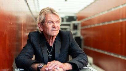 Bild: Michael Matthey/dpa
Der Sänger bringt ein neues Album heraus. (Archivbild)