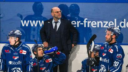 Bild: Armin Weigel/dpa
Trainer Craig Woodcroft hofft wie der Verein auf eine schnelle Genesung von Kukuk. (Archivbild)