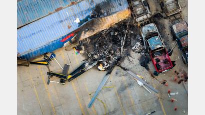 Bild: Ethan Swope/FR171736 AP/AP/dpa
Hubschrauberabsturz in LA: Blick auf die Absturzstelle