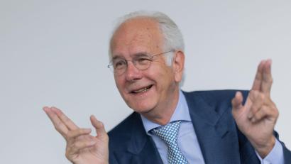 Bild: Rolf Vennenbernd/dpa
Harald Schmidt bezweifelt, dass NRW-Ministerpräsident Hendrik Wüst ein guter Kanzler wäre.