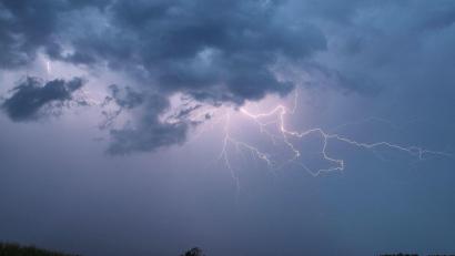 Bild: Alexander Wolf/onw-images/dpa
Für Oberbayern gab der DWD eine Unwetterwarnung heraus. (Archivbild)