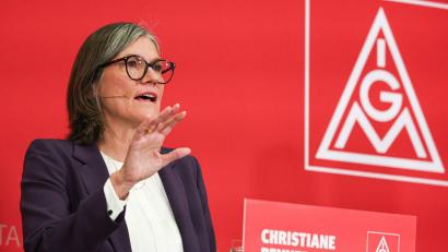 Bild: Hannes P Albert/dpa
Die Chefin der IG Metall, Christiane Benner, kritisiert die Arbeitgeber scharf (Foto: Archiv)