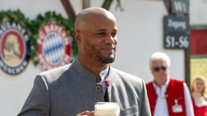 Bild: Stefan Puchner/dpa
Trainer Vincent Kompany freut sich auf das Oktoberfest. (Archivbild)