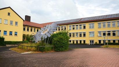 Bild: Fritz Dietl
Die Grund- und Mittelschule in Hirschau soll saniert werden. Der Stadtrat hat jetzt eine Entscheidung getroffen.
