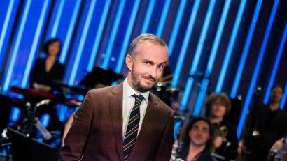 Bild: Rolf Vennenbernd/dpa
Nach mehr als sechs Jahren hört der Satiriker Jan Böhmermann zum Jahresende mit seiner Show „ZDF Magazin Royale“ auf. (Archivbild)