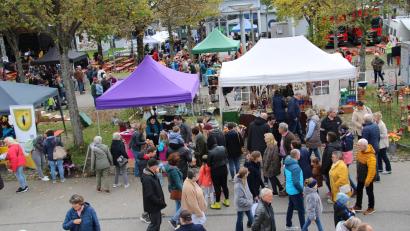 Archivbild: Hans Prem
Rund um die Stadthalle Neustadt/WN findet am 4. Oktober der Erntedankmarkt statt. Neu ist in diesem Jahr, dass auch die Fläche in der Stadthalle für Stände und Gastronomie genutzt wird. 35 Aussteller haben zugesagt.