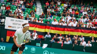 Bild: Christoph Reichwein/dpa
Alexander Zverev gewann im Davis Cup seine beiden Einzel.