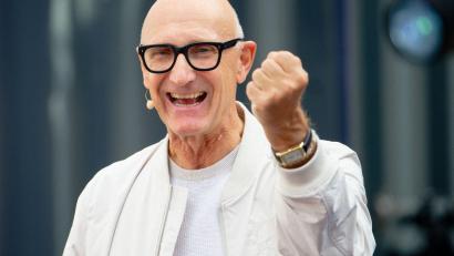 Bild: Henning Kaiser/dpa
Lasst uns optimistisch sein - auch beim Thema KI, sagt Telekom-Boss Tim Höttges.