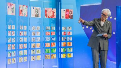 Bild: Andreas Arnold/dpa
Welche Motive werden die neuen Euro-Banknoten prägen?