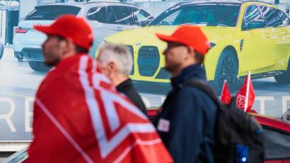 Bild: Sven Hoppe/dpa
In München wurde bei BMW demonstriert.