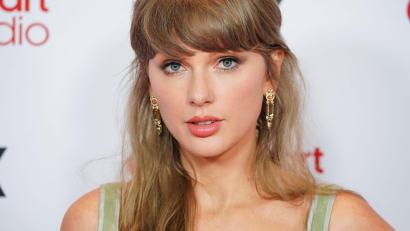Bild: Jordan Strauss/Invision/AP/dpa
US-Star Taylor Swift kündigt eine erweiterte Version ihres zwölften Studioalbums an – mit vier neuen Songs. (Archivbild)