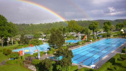 Archivbild: sam
Das Freibad Rieden rechnet mit einem Besucherrekord.