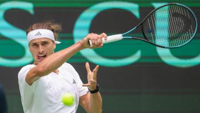 Bild: Christoph Reichwein/dpa
Alexander Zverev hat noch Ziele in diesem Tennisjahr.