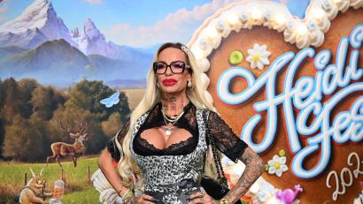 Bild: Felix Hörhager/dpa
Gina-Lisa Lohfink - hier kürzlich beim „HeidiFest“ von Heidi Klum - bereut eigenen Worten zufolge ihren Weg in die Öffentlichkeit. (Archivbild)