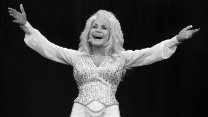 Bild: Will Oliver/epa/dpa
Dolly Parton starb im August im Alter von 80 Jahren.