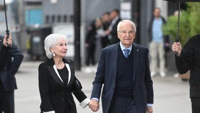 Bild: Felix Hörhager/dpa
Seit 1968 sind Edmund Stoiber und seine Frau Karin miteinander verheiratet. (Archivbild)