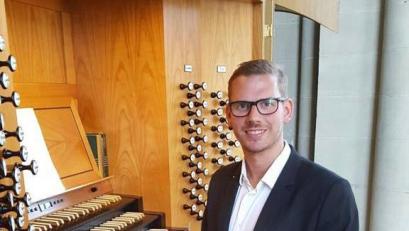 Bild: Maximilian Betz
Maximilian Betz, der bekannte Organist, wird in Vilseck auftreten.
