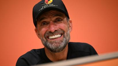 Bild: Federico Gambarini/dpa
Jürgen Klopp sah mehr Gründe zur Freude als zur Kritik nach dem Remis in Amsterdam.