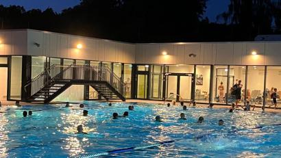 Bild: Karin Schleicher
Das "Sunset-Schwimmen", das im August zum ersten Mal stattfand, war ein voller Erfolg.