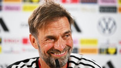 Bild: Federico Gambarini/dpa
Jürgen Klopp zeigt sich vor seinem ersten Heim-Länderspiel gut gelaunt.
