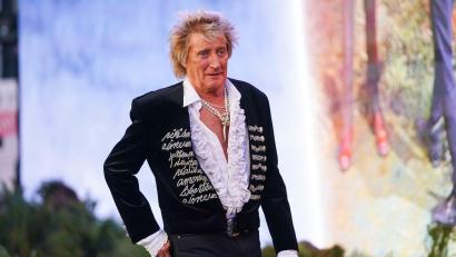 Bild: Alberto Pezzali/Invision/dpa
Rod Stewart hat seine letzte Tournee angekündigt. Für vier Auftritt führt diese ihn auch nach Deutschland. (Archivbild)