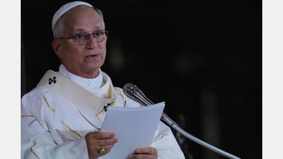 Bild: Aurelien Morissard/AP/dpa
Papst Leo XIV. warnt vor einem neuen Wettrüsten.