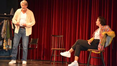 Bild: Josef Rosner
Das Altonaer Theater zeigte die Krimikomödie "Das Kind in mir will achtsam morden".