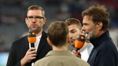 Bild: Christian Charisius/dpa
Per Mertesacker (l) war zum letzten Mal als TV-Experte im Einsatz.